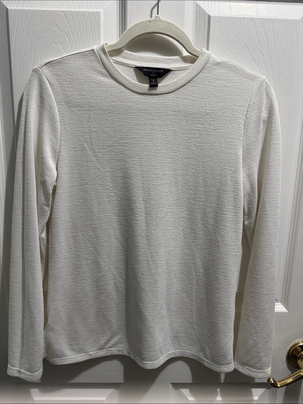 Banana Republic Women's Long-Sleeve Crewneck Top - Cream
